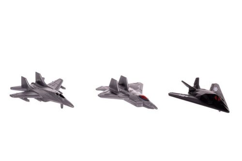 Játék katonai bázis, repülőtér, katonákkal + autókkal + gépekkel