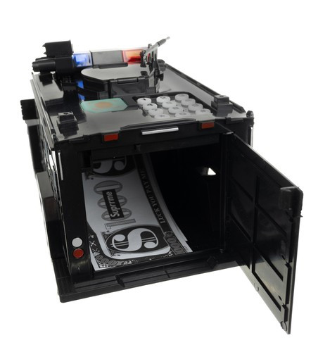 Malacpersely - rendőrautó széf