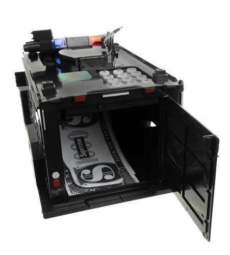 Malacpersely - rendőrautó széf