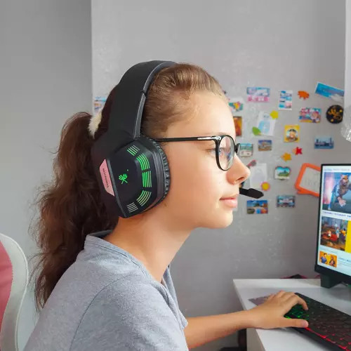 Dunmoon 5.1-es gamer világító fejhallgató mikrofonnal