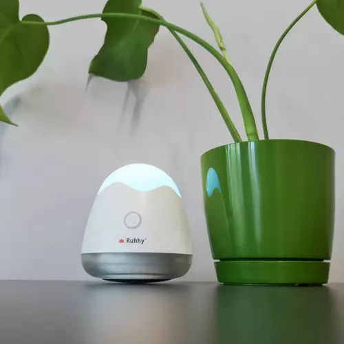 Kézi ruhaborotva éjszakai lámpával