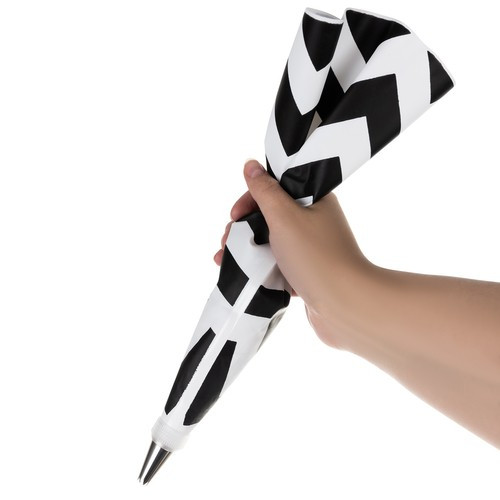 26 db-os sütemény és torta díszítő készlet