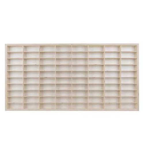 Fa tárolópolc kisautókhoz a gyerekszobába, 80 rekesszel