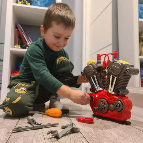 Kruzzel játék motor LED fénnyel