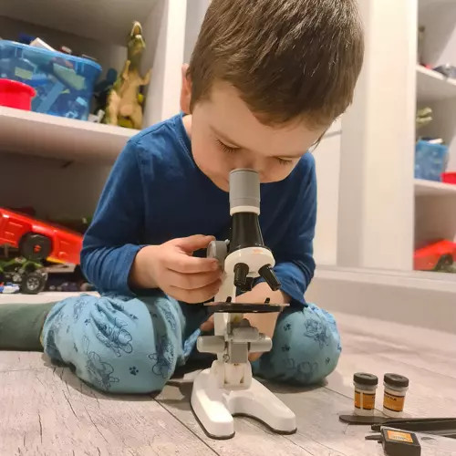Mikroszkóp gyerekeknek, akár 1200x nagyítás