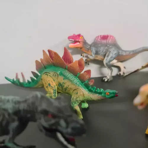 Dinoszauruszok - mozgatható figurák 6 db. Kruzzel 19745