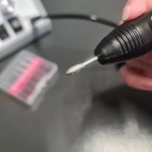 12W-os Beautylushh műköröm csiszoló gép, fejjel és kiegészítőkkel