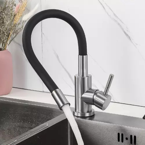 Konyhai csaptelep rugalmas szárral, 56 cm hosszú csővel, fekete