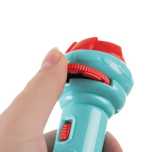 Zseblámpa diavetítővel