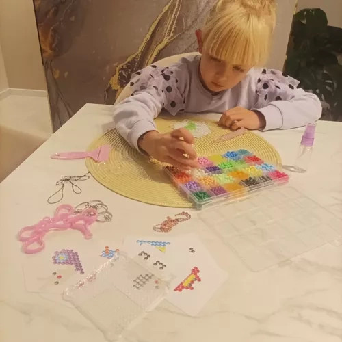 Vízgyöngy 2800 db. + tartozékok 22869