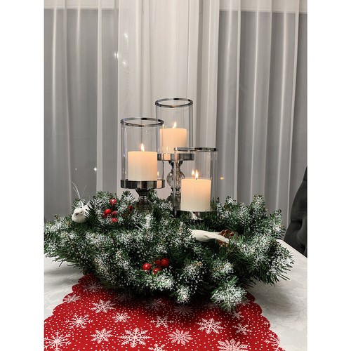 Hóval borított karácsonyi műkoszorú, 45 cm átmérő