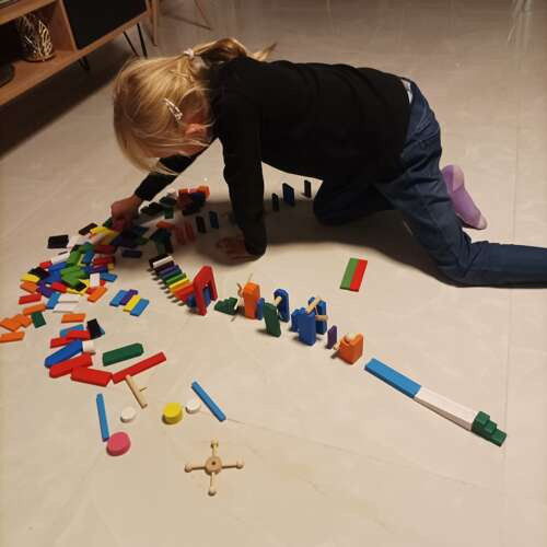 Fa dominó, 360 darabos