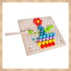 Fából készült kirakós színes gyöngyökkel, motorikus készségek fejlesztéséhez