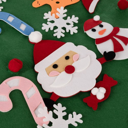  Nemez karácsonyfa díszekkel 24856