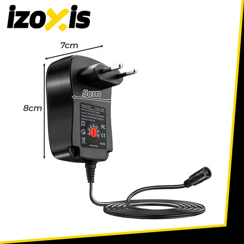 Univerzális tápegység Izoxis 30W, 3-12V USB, 6 cserélhető csatlakozóval