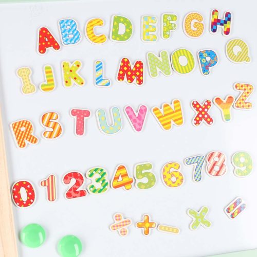 Fa tábla LULILO kréta kiegészítők kréta filctollak mágnesek kosarak 110cm