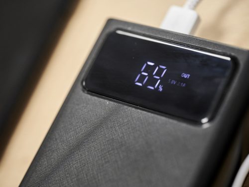 L-BRNO Power Bank 30000mAh LED kijelzővel fekete